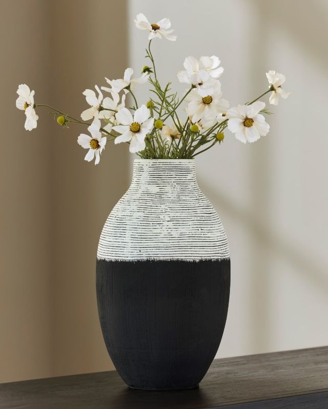 Signature Design by Ashley® Girtha Antique White/Black Vase-2