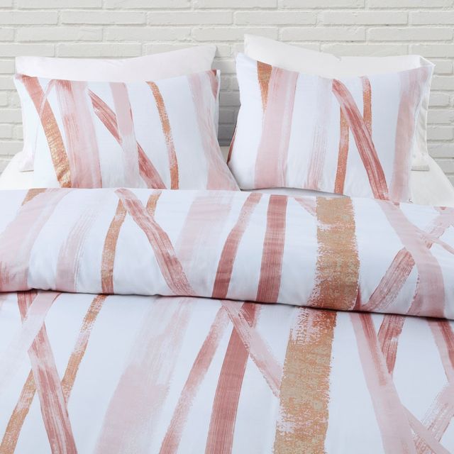 Olliix by CosmoLiving Jorja Cotton Metallic Printed Blush and Gold Full/Queen Comforter Set-2