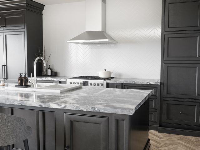 Zephyr Core Collection Venezia 42" Stainless Steel Wall Mounted Range Hood-4