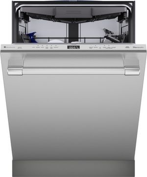 Front view of the Thermador® Sapphire® 24" Stainless Steel Top Control Built In Dishwasher