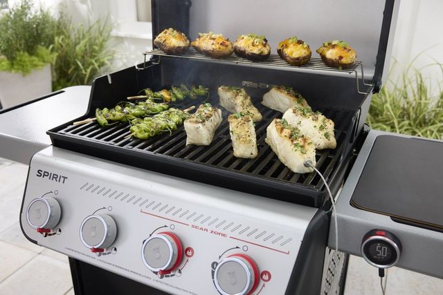 Weber® Spirit® EX-425C 4-Burner Black Smart Freestanding Natural Gas Grill-4