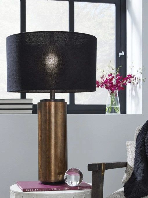 Signature Design by Ashley® Hildry Antique Brass Table Lamp-2