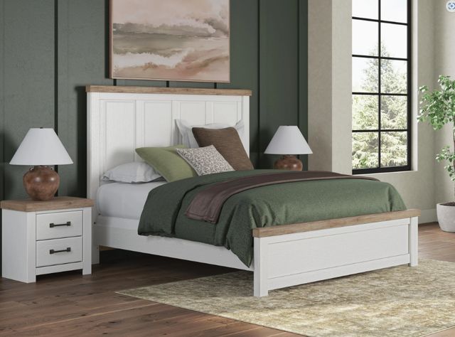Benchcraft® Savonport Brown/White King Panel Bed-1
