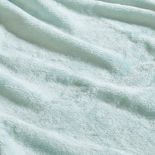 Olliix by Madison Park Microlight Blue King Blanket-2