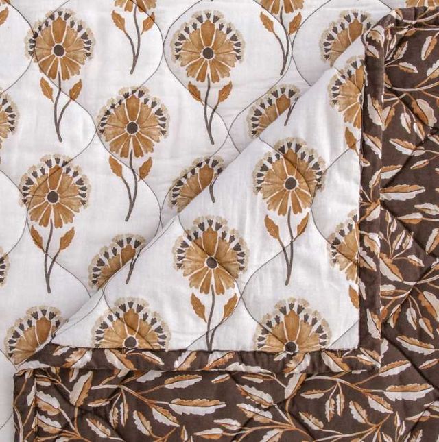 HiEnd Accents Woodstock 3-Piece Copper/Vintage White King Reversible Bedding Bundle-4