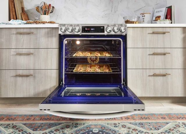 LG 30" PrintProof® Stainless Steel Slide In Electric Range-10
