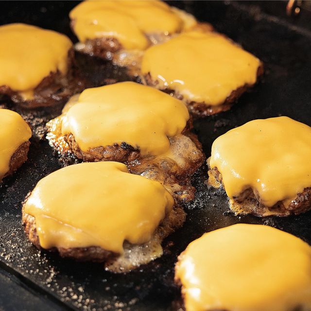Masterbuilt Gravity Series® 1050 & 1150 Griddle Insert-3