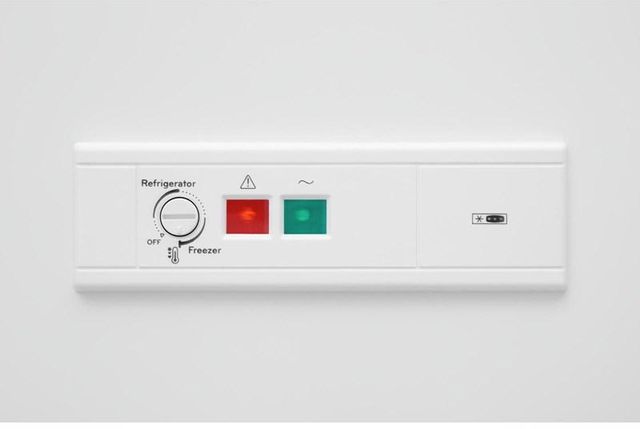 Whirlpool® 16.0 Cu. Ft. White Chest Freezer-3