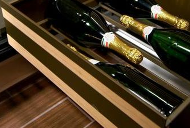 Sub-Zero® 18" Wine Storage Bulk Storage Drawer-2