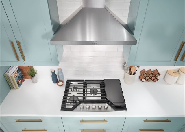 Whirlpool® 36" Stainless Steel Gas Cooktop-4