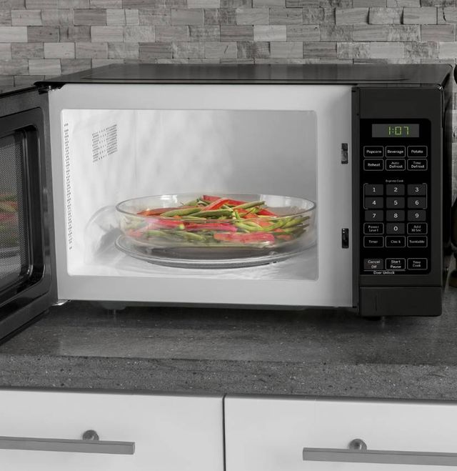 GE® 0.7 Cu. Ft. Black Countertop Microwave-3