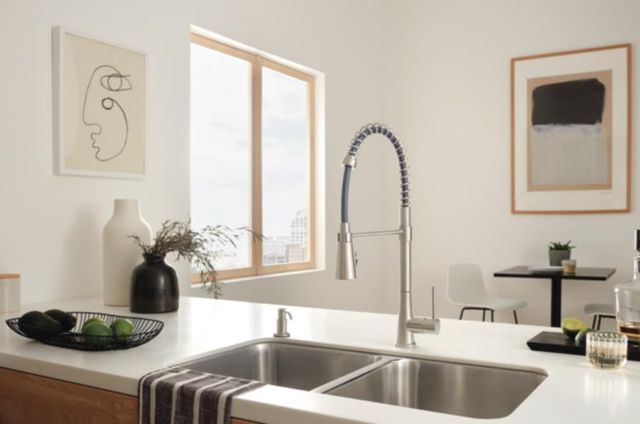 Peerless Precept® Stainless Single Handle Commercial Style Kitchen Faucet-3