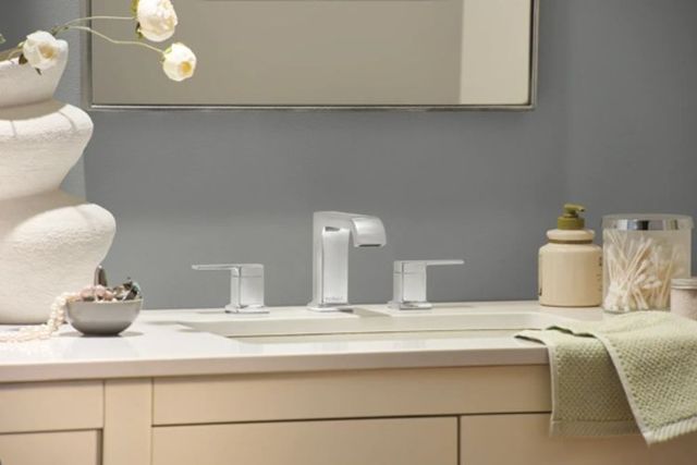 Peerless Ezra® Chrome 5" 2-Handle Widespread Lavatory Faucet-1