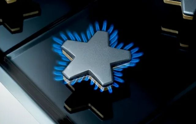 Close view of Thermador's star burners