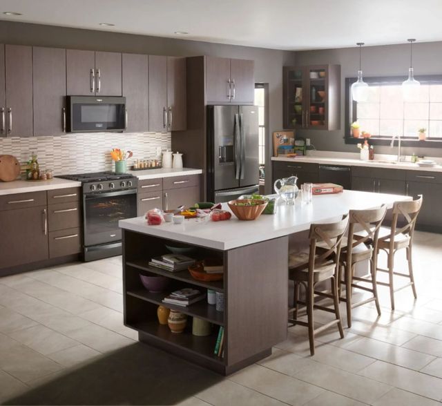 Whirlpool® 30" Fingerprint Resistant Black Stainless Steel Smart Slide-In Gas Range-1