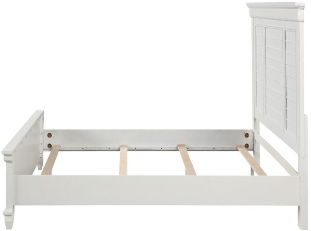 New Classic® Home Furnishings Jamestown White King Bed-2