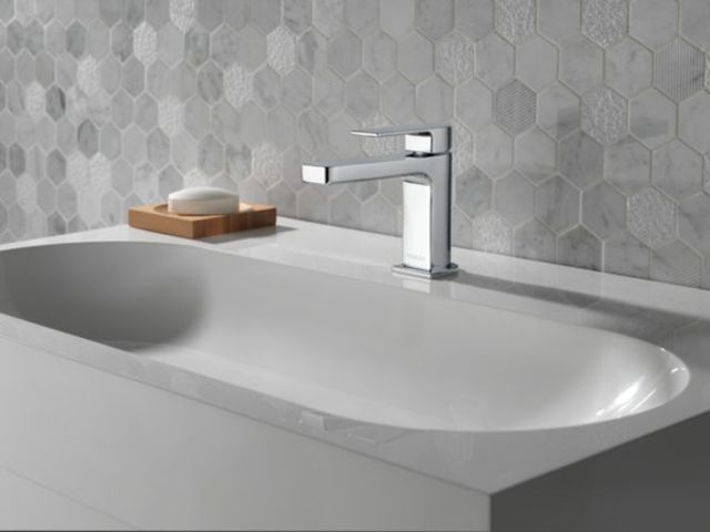 Peerless Xander® Chrome 5" Single Handle Lavatory Faucet-2