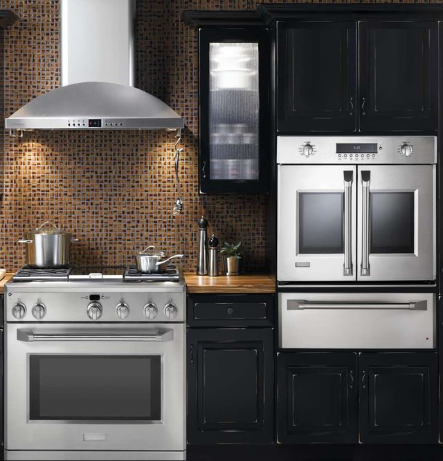 Monogram® 36" Chimney Wall Ventilation-3