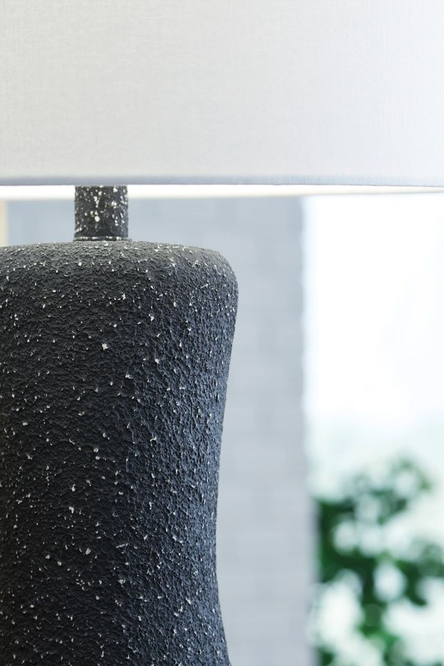 Signature Design by Ashley® Maykins Black/White Table Lamp-1