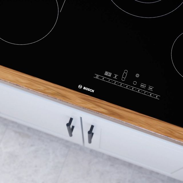 Bosch® 800 Series 30" Black Electric Cooktop-3