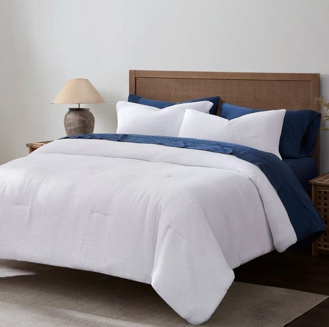 HiEnd Accents 3-Piece King Bedding Bundle-1