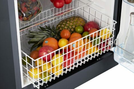 Unique Appliances 27" 14.0 Cu. Ft. Midnight Black Counter Depth Top Freezer Refrigerator-2
