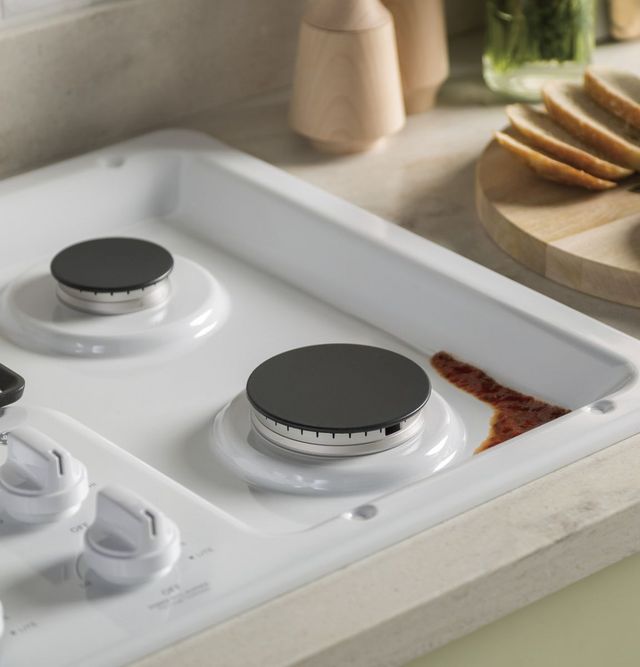 GE® 36" White Built-In Gas Cooktop-5