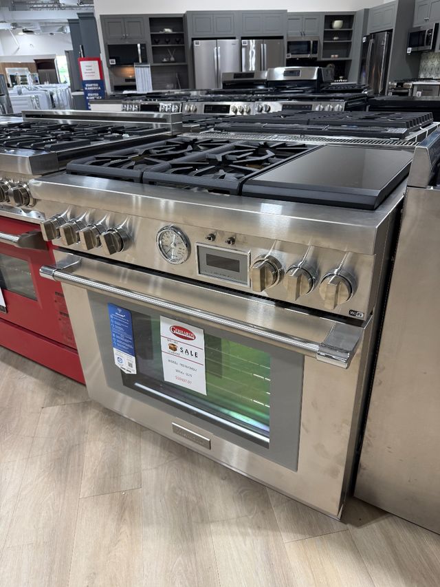 Thermador® Pro Grand® 36" Stainless Steel Pro Style Dual Fuel Range-0