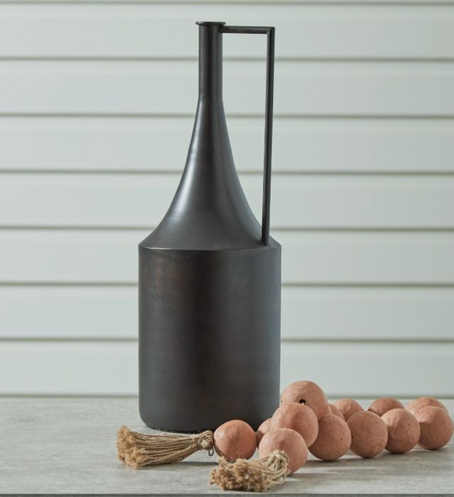 Signature Design by Ashley® Zainforth Distressed Brown Vase-3