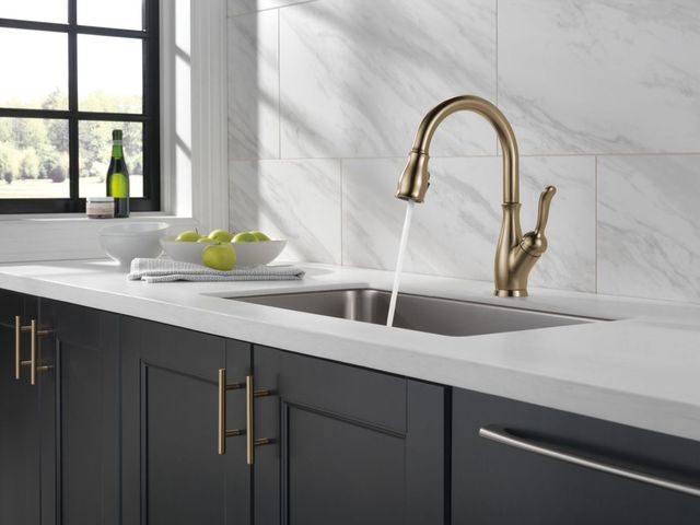 Delta Leland® Champagne Bronze Single Handle Kitchen Faucet with ShieldSpray®-3