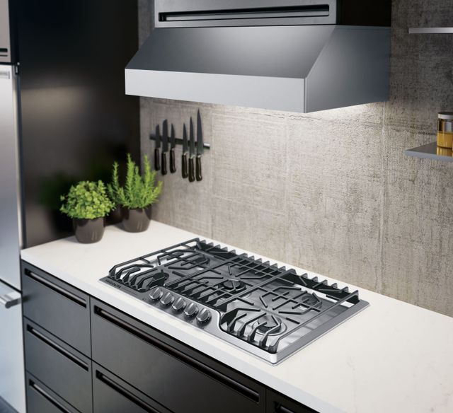 Frigidaire Professional® 30'' Stainless Steel Gas Cooktop-9