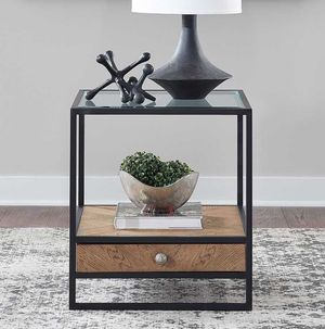 Click to view more images of the product.