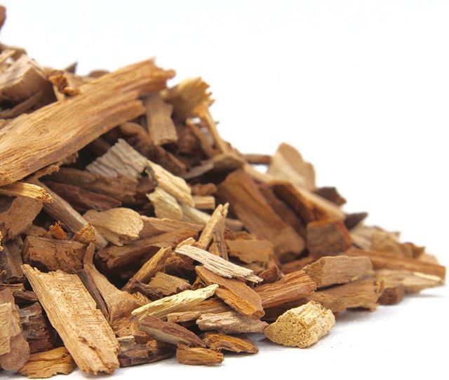 Big Green Egg® Pecan Wood Chips-1