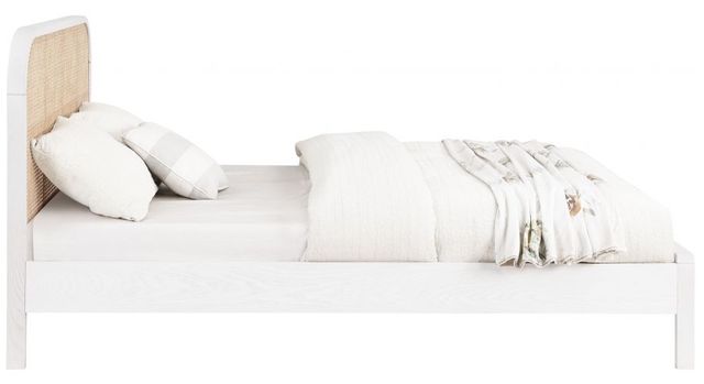 Meridian Furniture Siena White Full Bed-2
