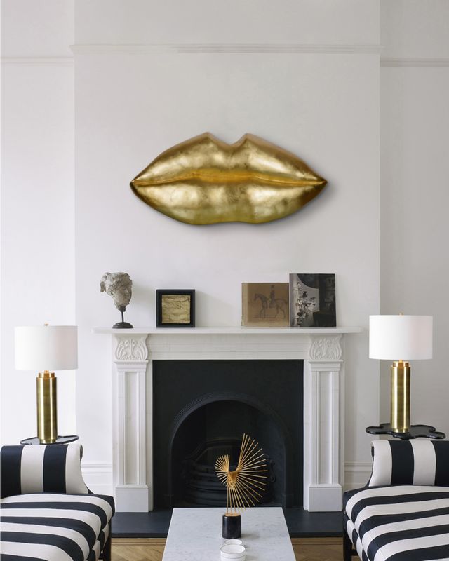 Renwil® Kiss Kiss Wall Art-1