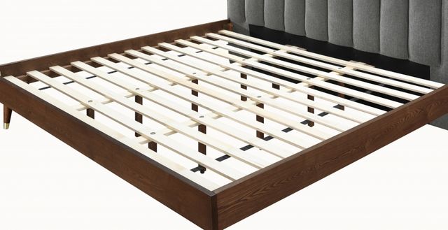 Meridian Furniture Vance Grey Queen Bed-2