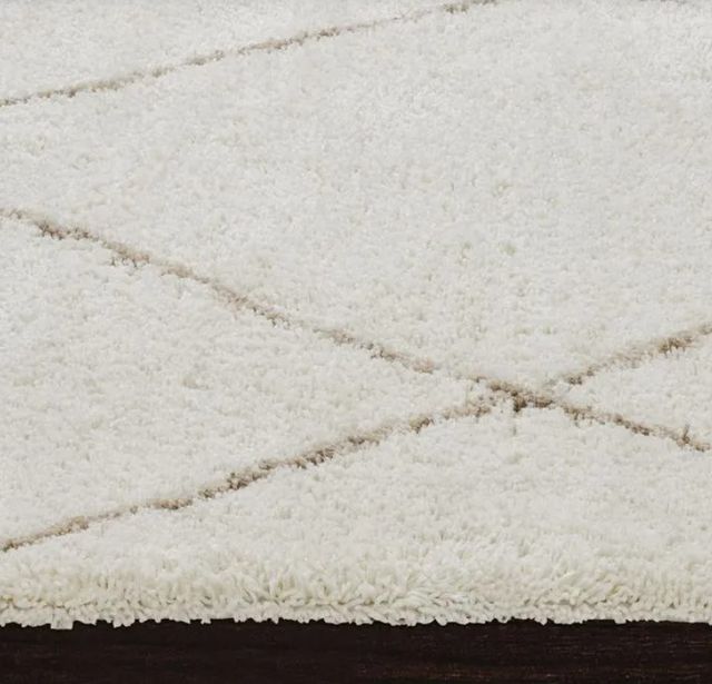 Renwil® Alle 1'x1' Throw Rug-1
