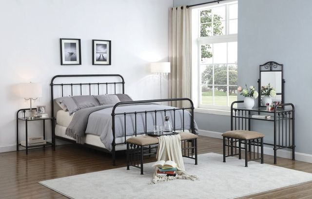 Coaster® Livingston Dark Bronze Queen Metal Bed-2