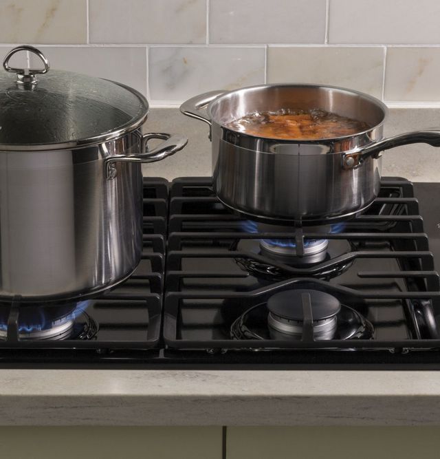 GE® 30" Black Built-In Gas Cooktop-5