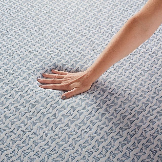 Serta® Sheep Retreat™ Gel Memory Foam Medium Tight Top Queen Mattress in a Box-3