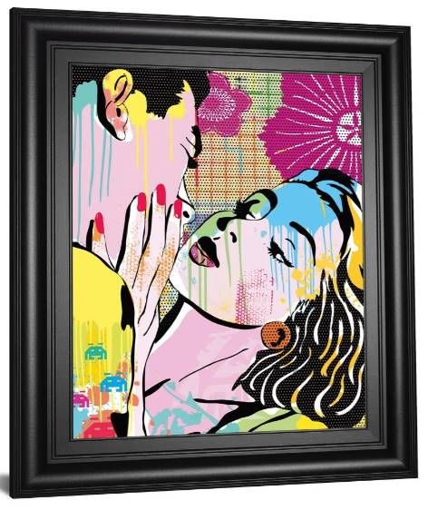 Classy Art Midnight Kiss by Tom Frazier Wall Art-1