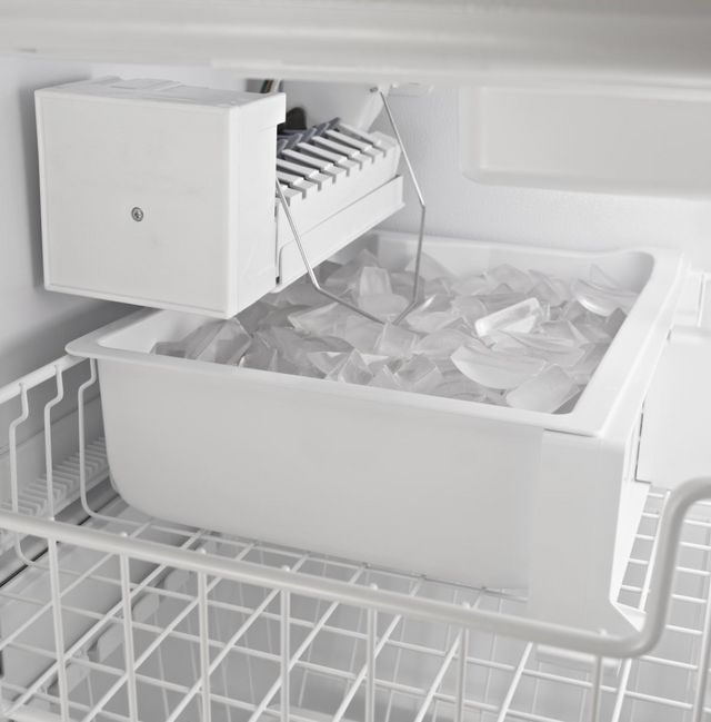 Maytag® 33 in. 22.1 Cu. Ft. FingerPrint Resistant Stainless Steel French Door Refrigerator-3