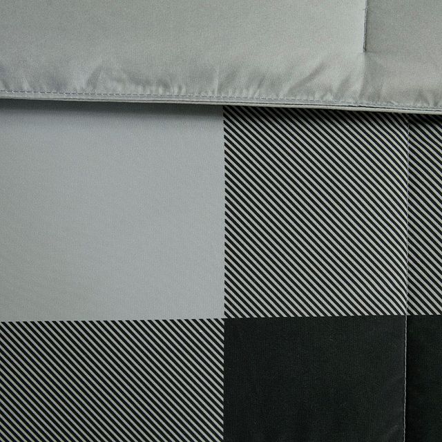 Olliix by Madison Park Essentials Barrett Black/Grey Full/Queen 3M Scotchgard Down Alt Comforter Mini Set-2