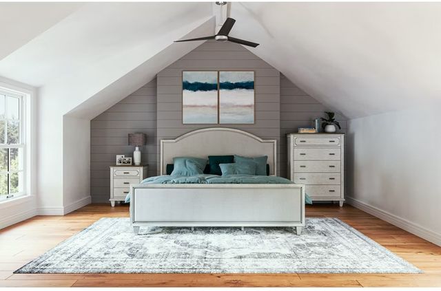 Flexsteel® Newport Two-Tone Queen Bed-3