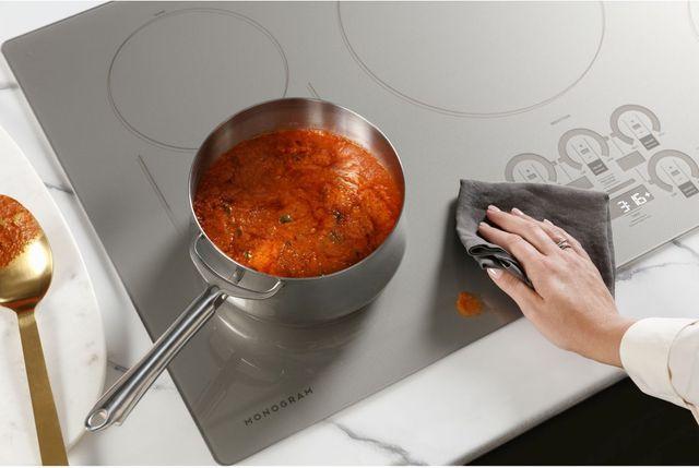 Monogram® 36" Silver Induction Cooktop-11