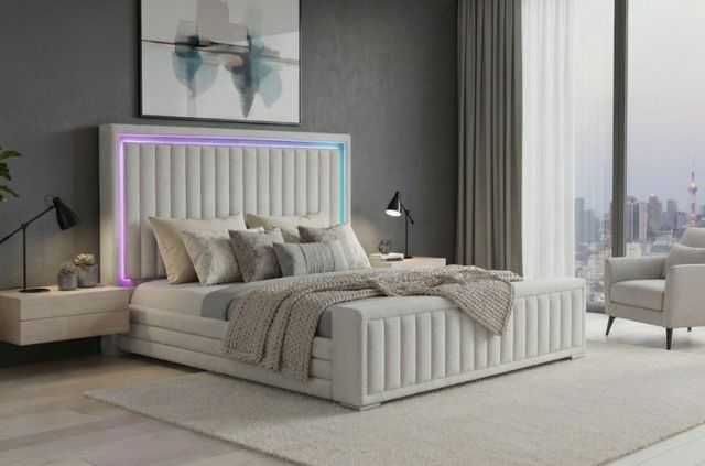 Global Furniture USA Elias Gray King Upholstered Panel Bed with Immersive Sound-1