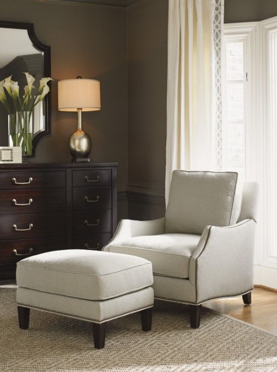 Lexington Home Customizable Kensington Place Ashton Ottoman-1