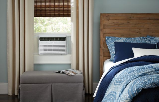 Frigidaire® 6,000 BTU's White Window Mount Air Conditioner-3
