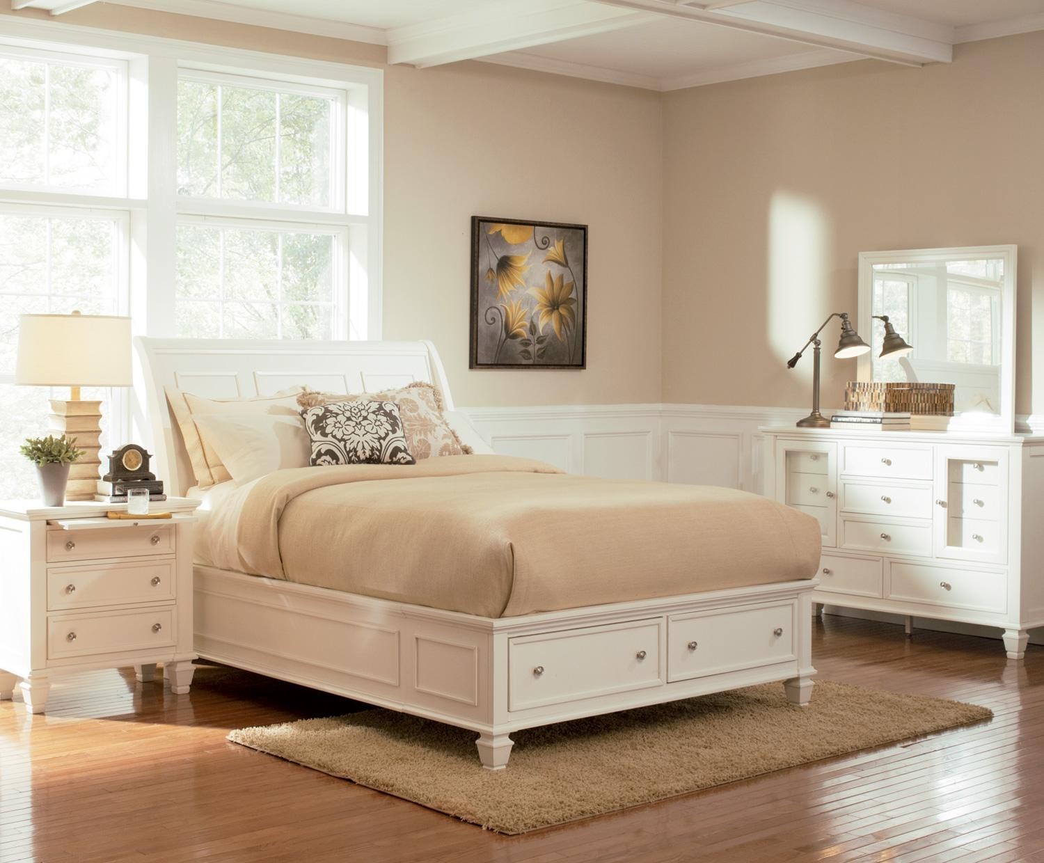 Coaster® Sandy Beach 5-Piece White Queen Sleigh Storage