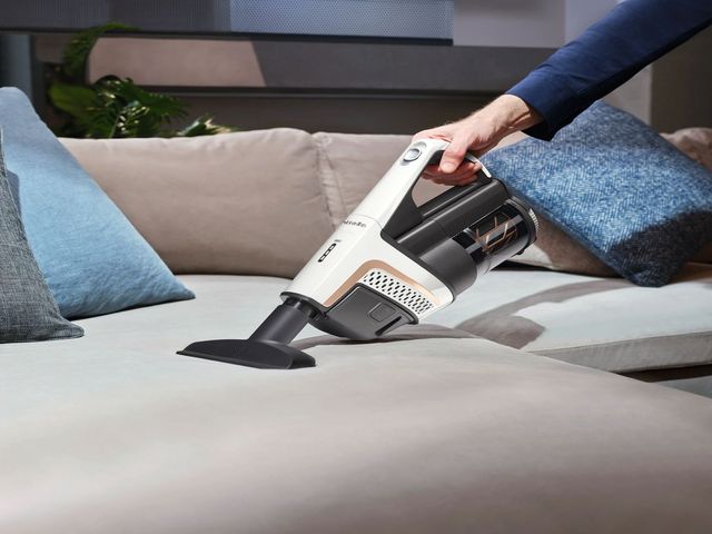 Miele Triflex HX2 Lotus White Cordless Stick Vacuum -1